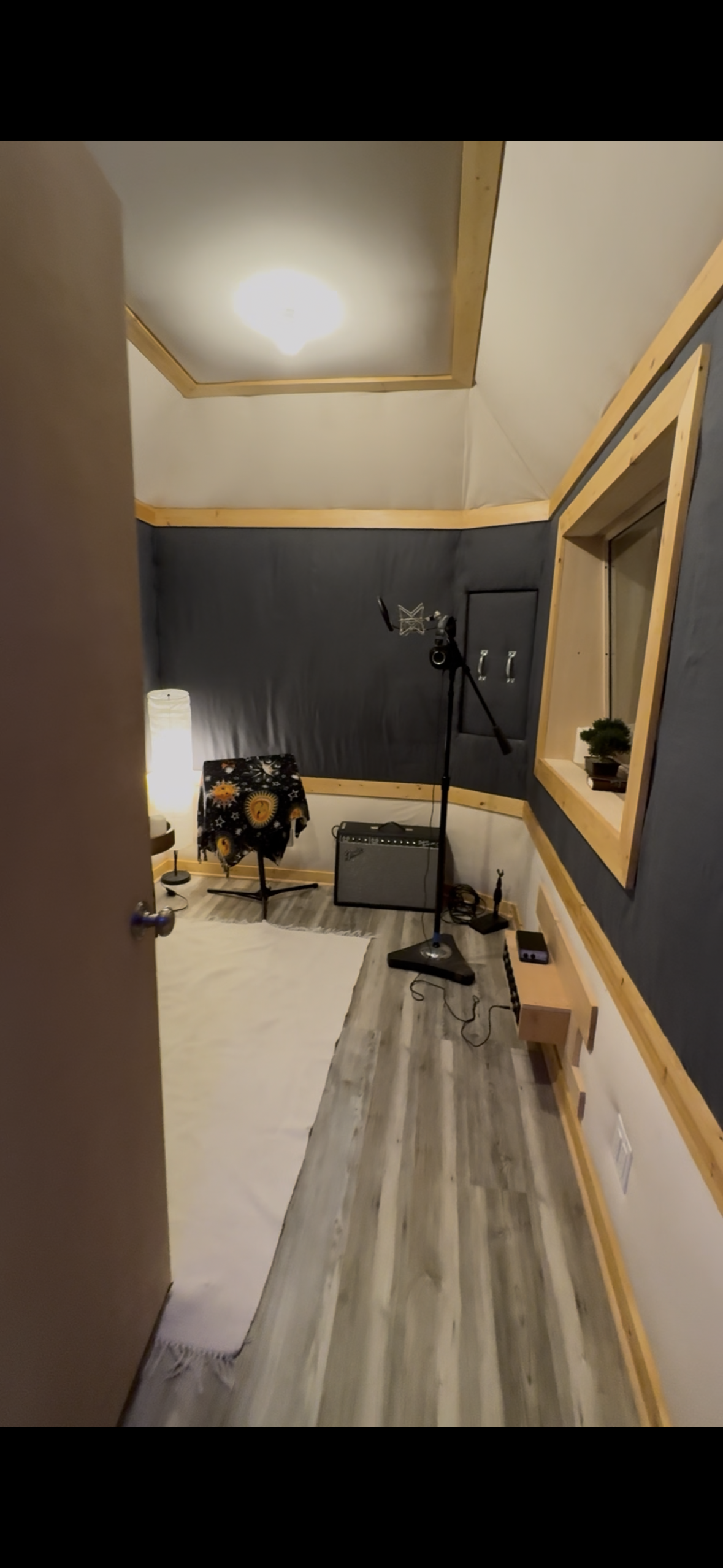 Katas Sound — isolated live booth