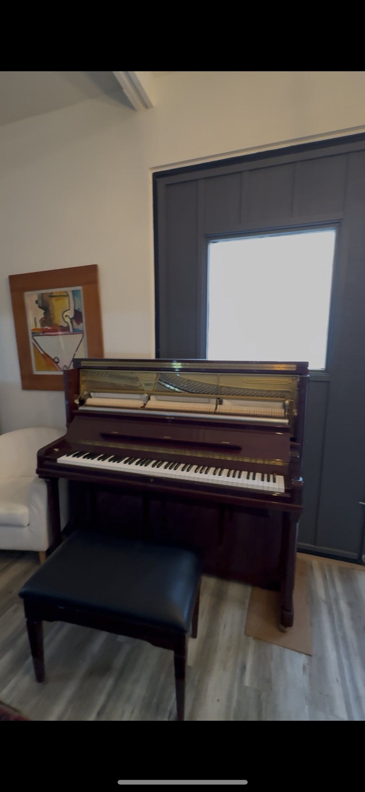 Katas Sound — upright piano